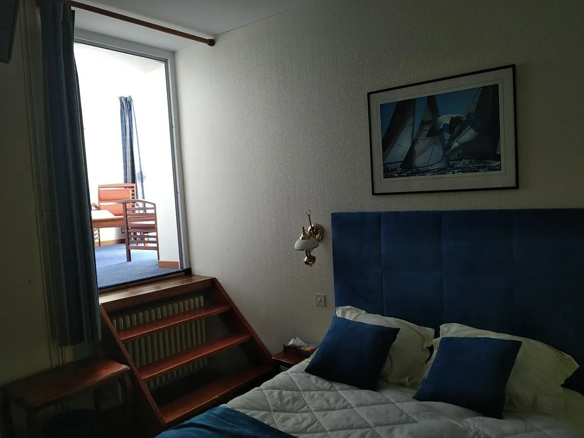 Hotel De La Mer Трегастель 3*,  Франция